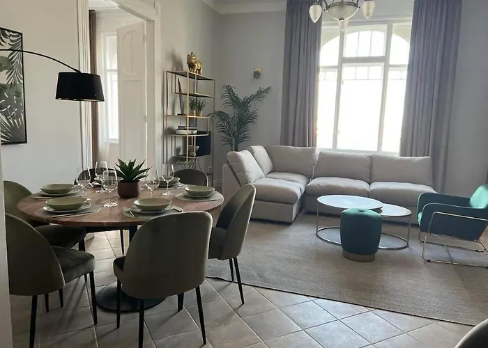 Апартаменты Orangehomes Panthera Luxury *